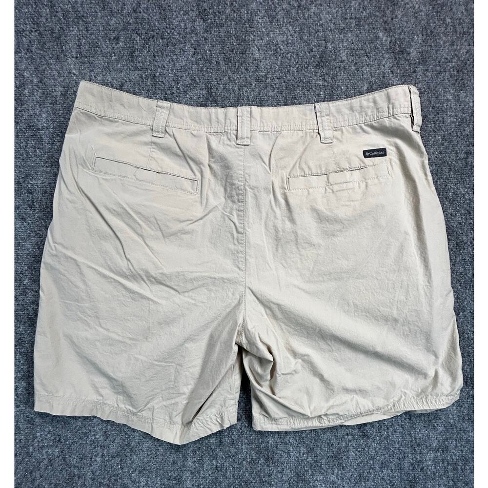 Columbia Men's Omni-Shade Khaki Outdoor Hiking Shorts Size 40W 6L - Picture 2 of 7